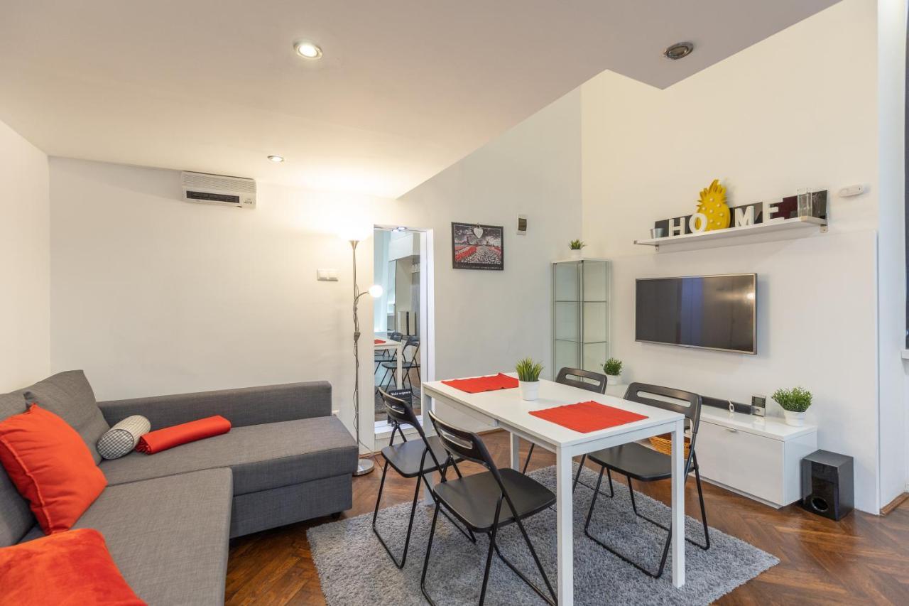 Bright & Shine Apartment Budapest Esterno foto